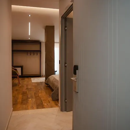 Centropolis Apartment *