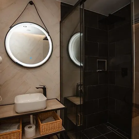 Centropolis Apartment *